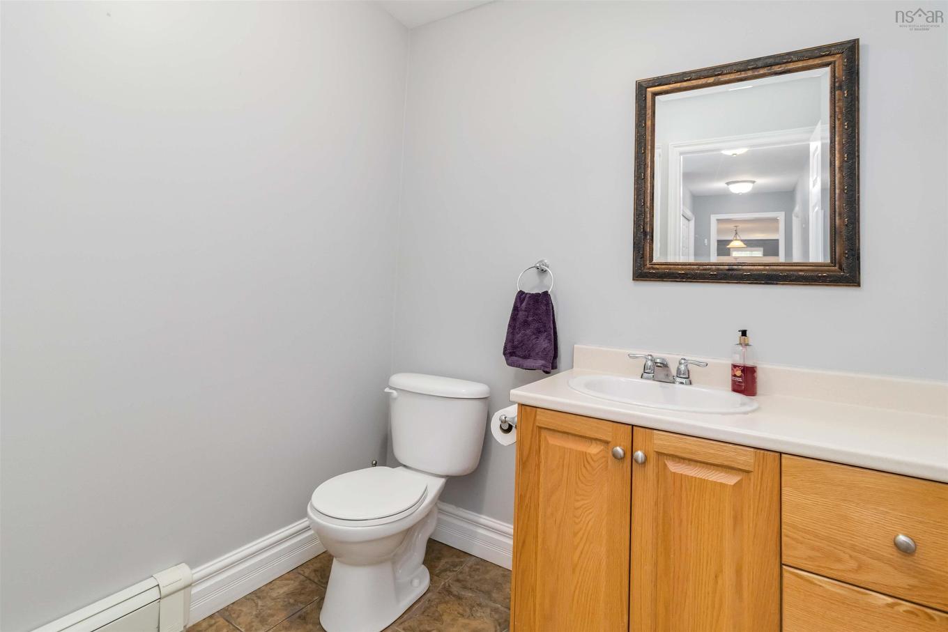 31 Piggott Avenue, Fall River, NS