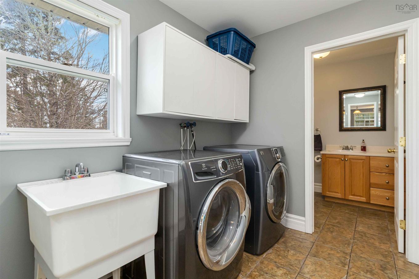 31 Piggott Avenue, Fall River, NS