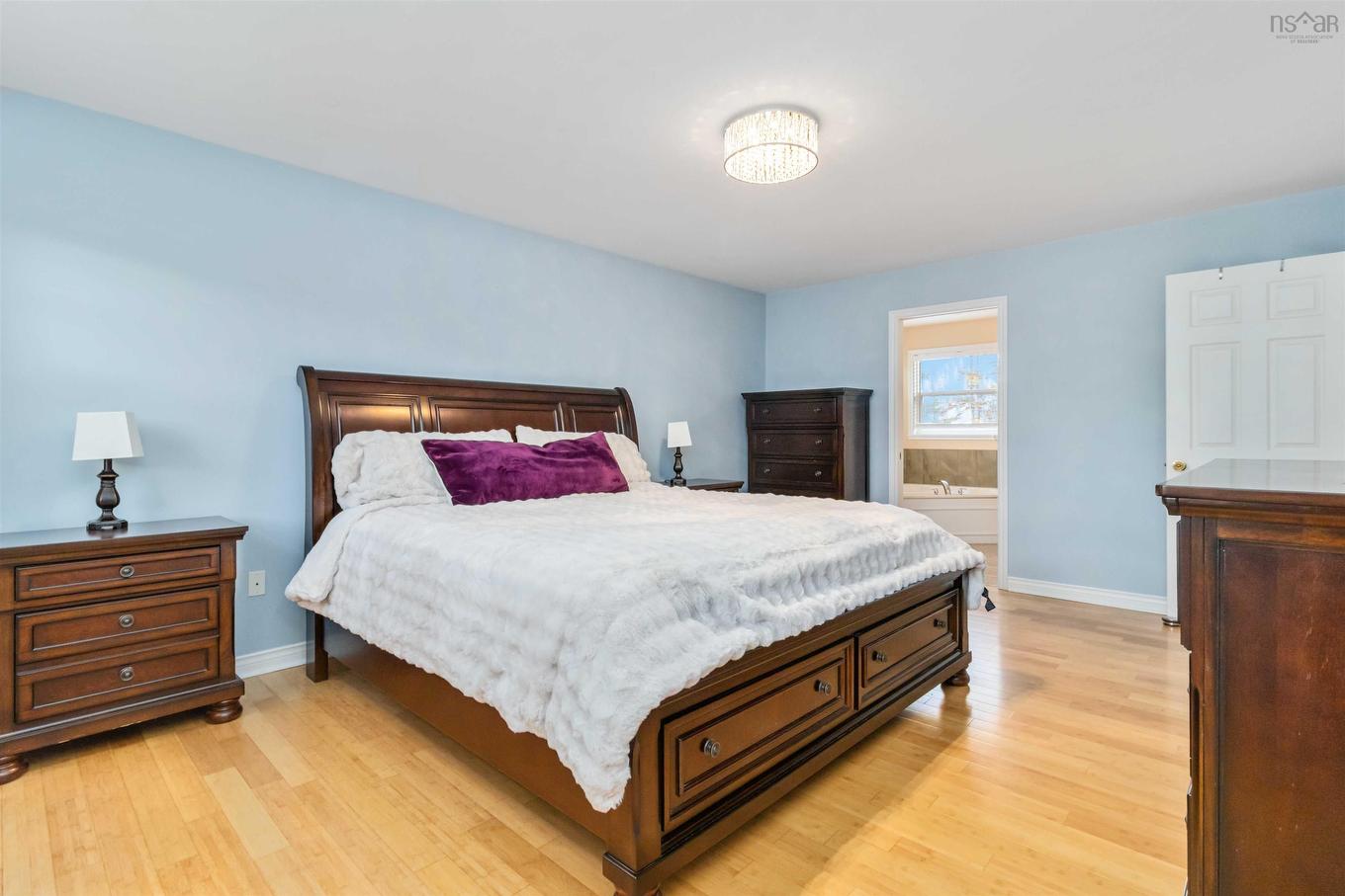 31 Piggott Avenue, Fall River, NS