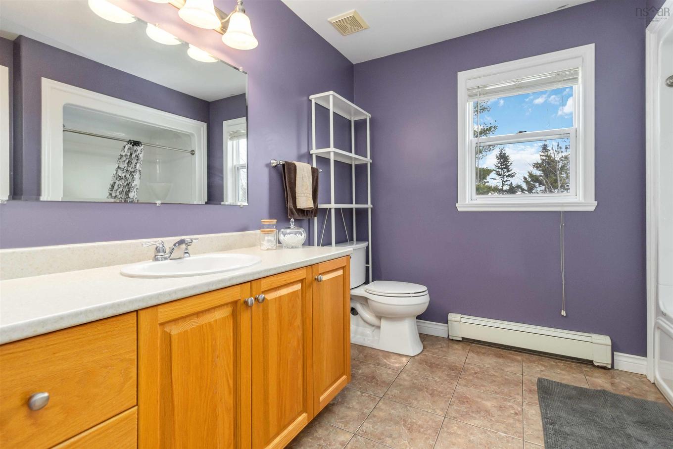 31 Piggott Avenue, Fall River, NS