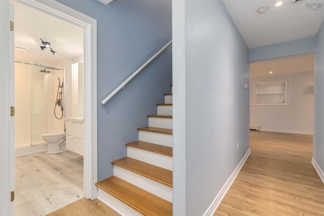 31 Piggott Avenue, Fall River, NS