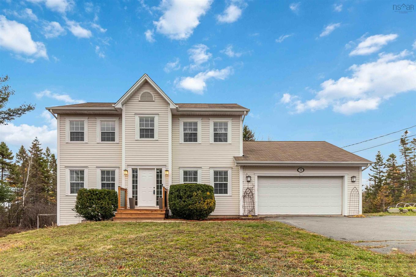 31 Piggott Avenue, Fall River, NS