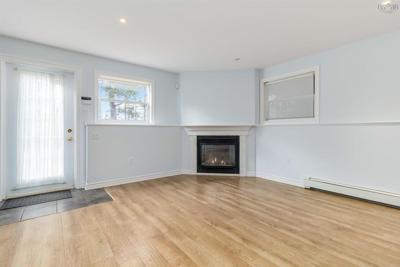 31 Piggott Avenue, Fall River, NS