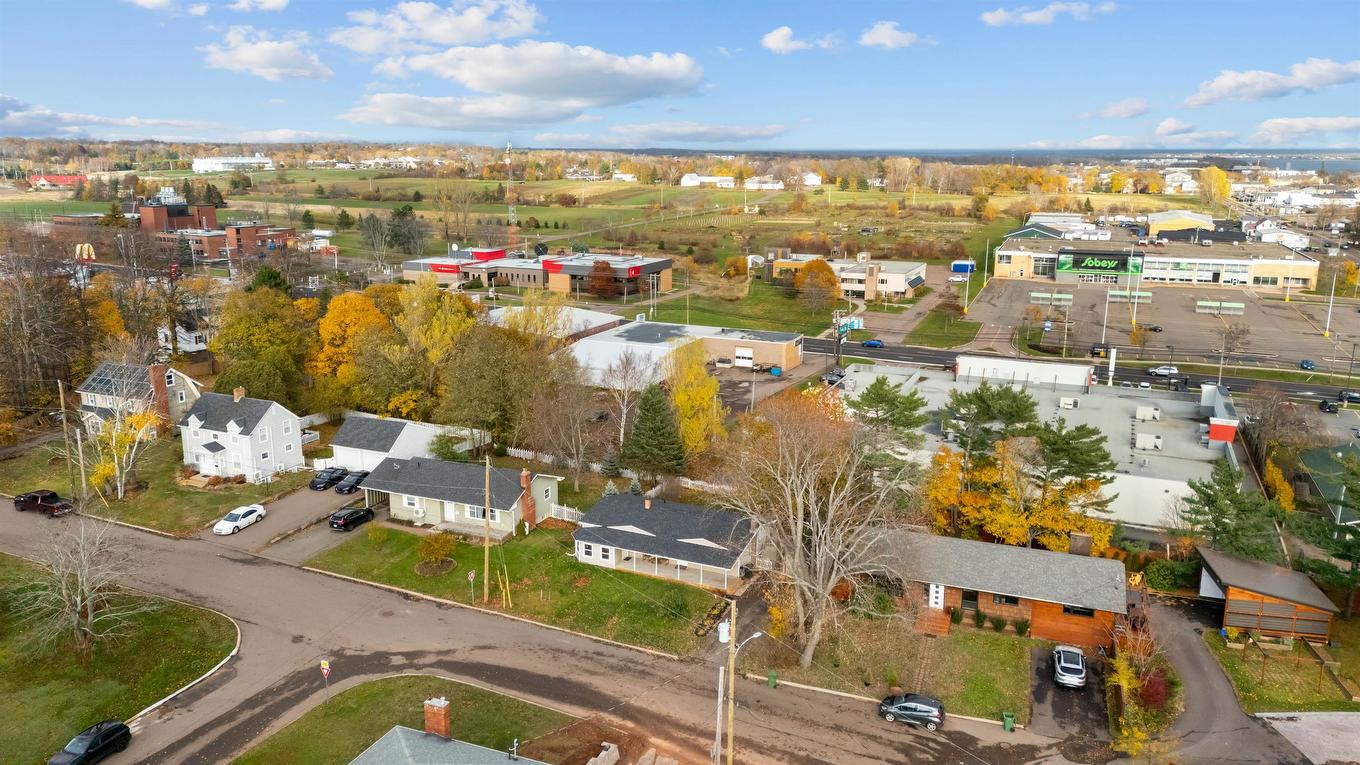 82 Newland Crescent, Charlottetown, PE