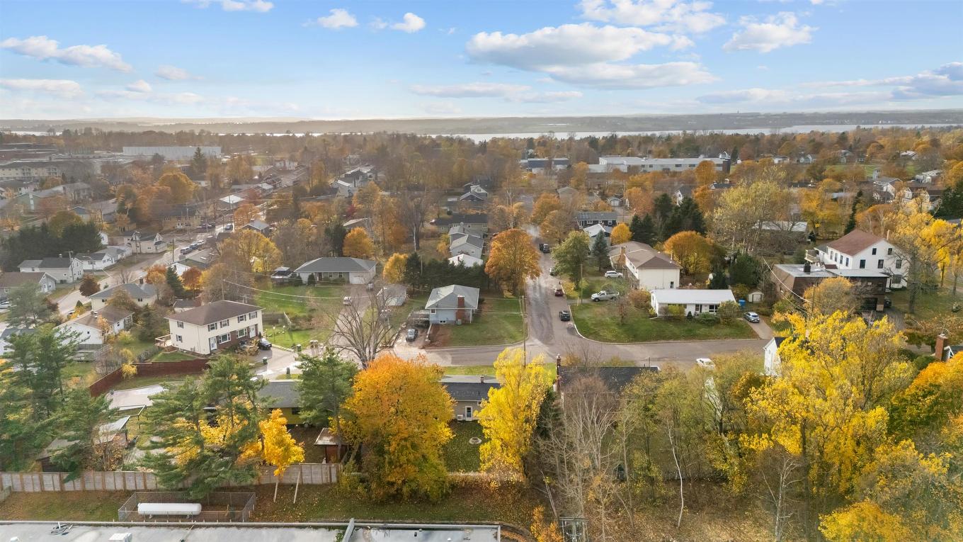 82 Newland Crescent, Charlottetown, PE