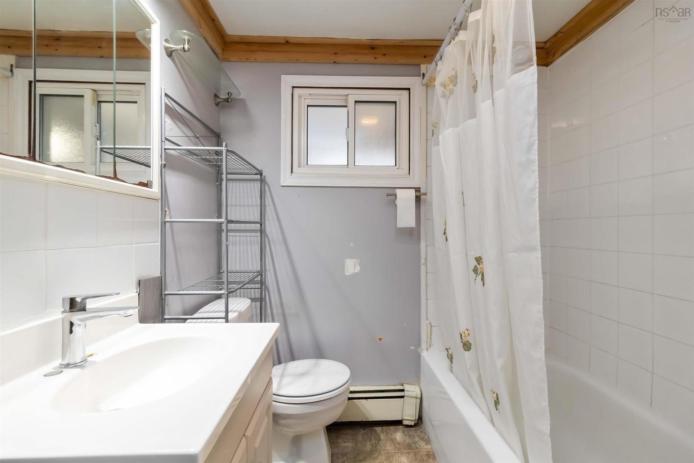 44 Courtney Road, Dartmouth, NS