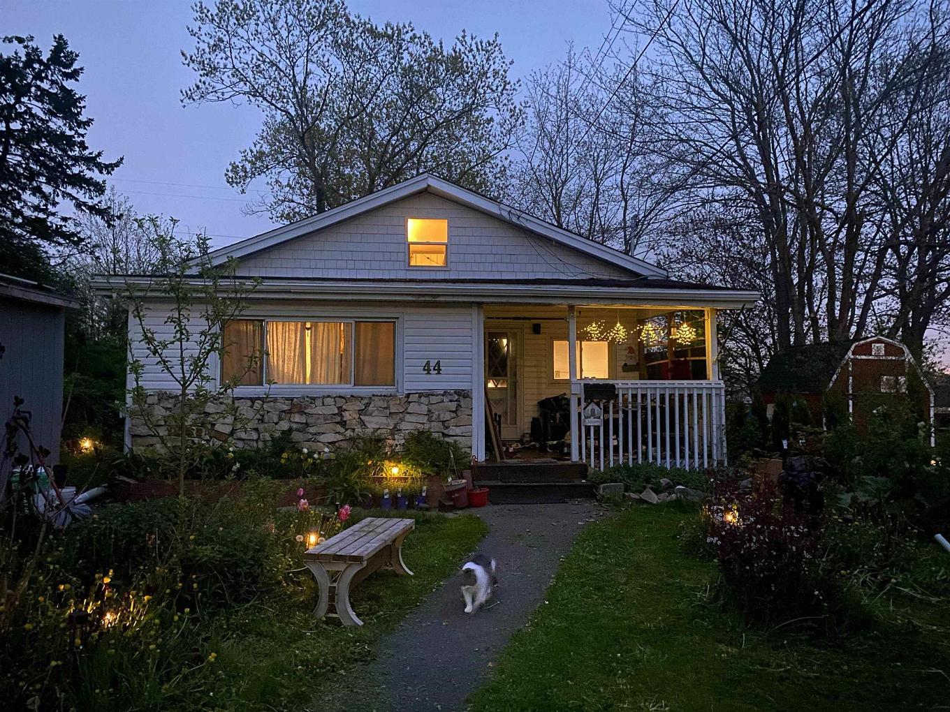 44 Courtney Road, Dartmouth, NS