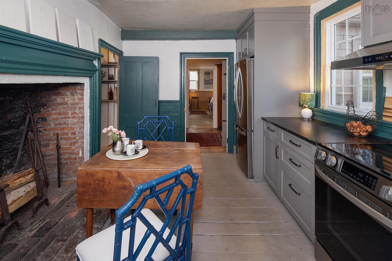 69 Fox Street, Lunenburg, NS