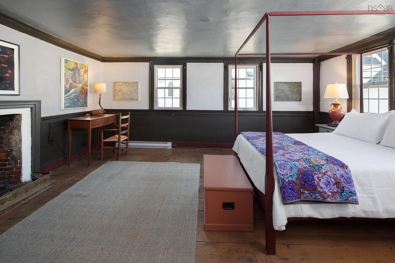 69 Fox Street, Lunenburg, NS