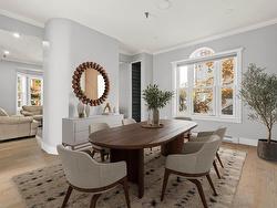 5686 Victoria Road Halifax, NS B3H 1M8