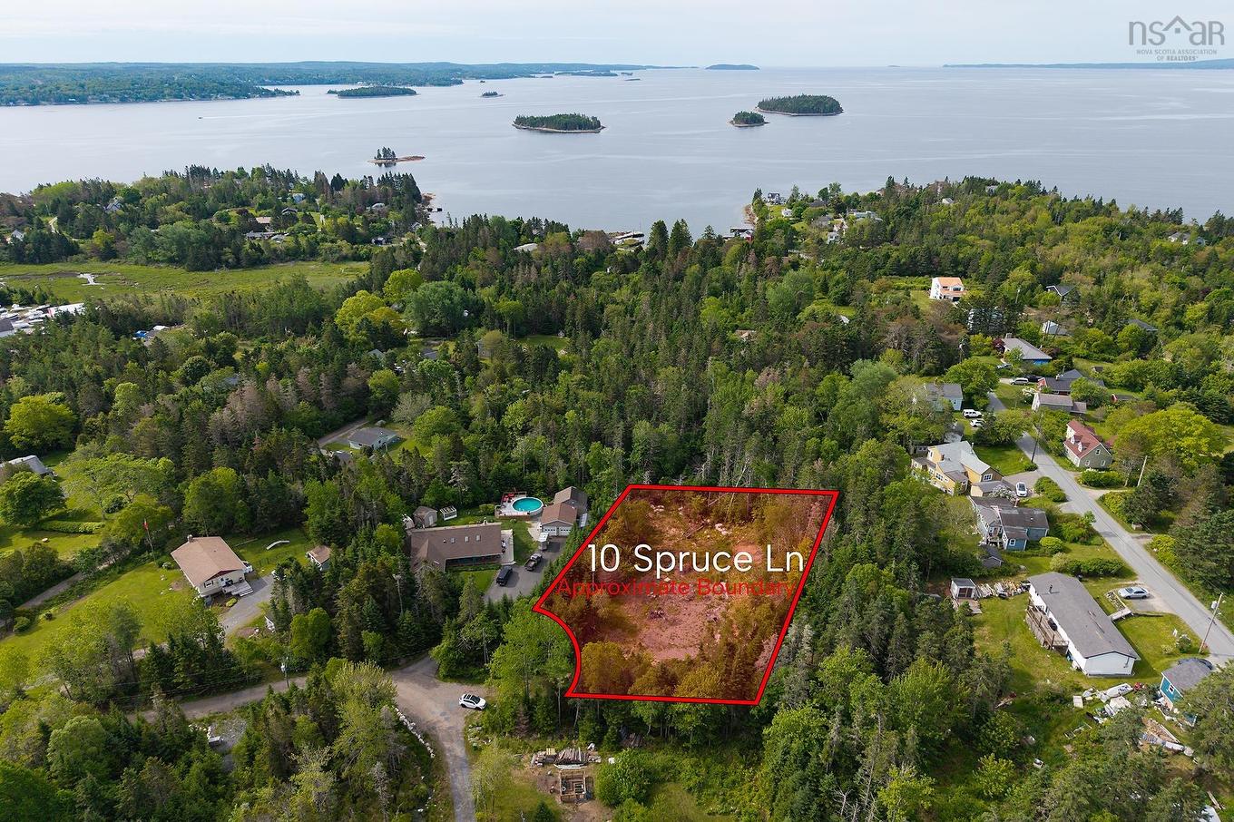 10 Spruce Lane, Boutiliers Point, NS