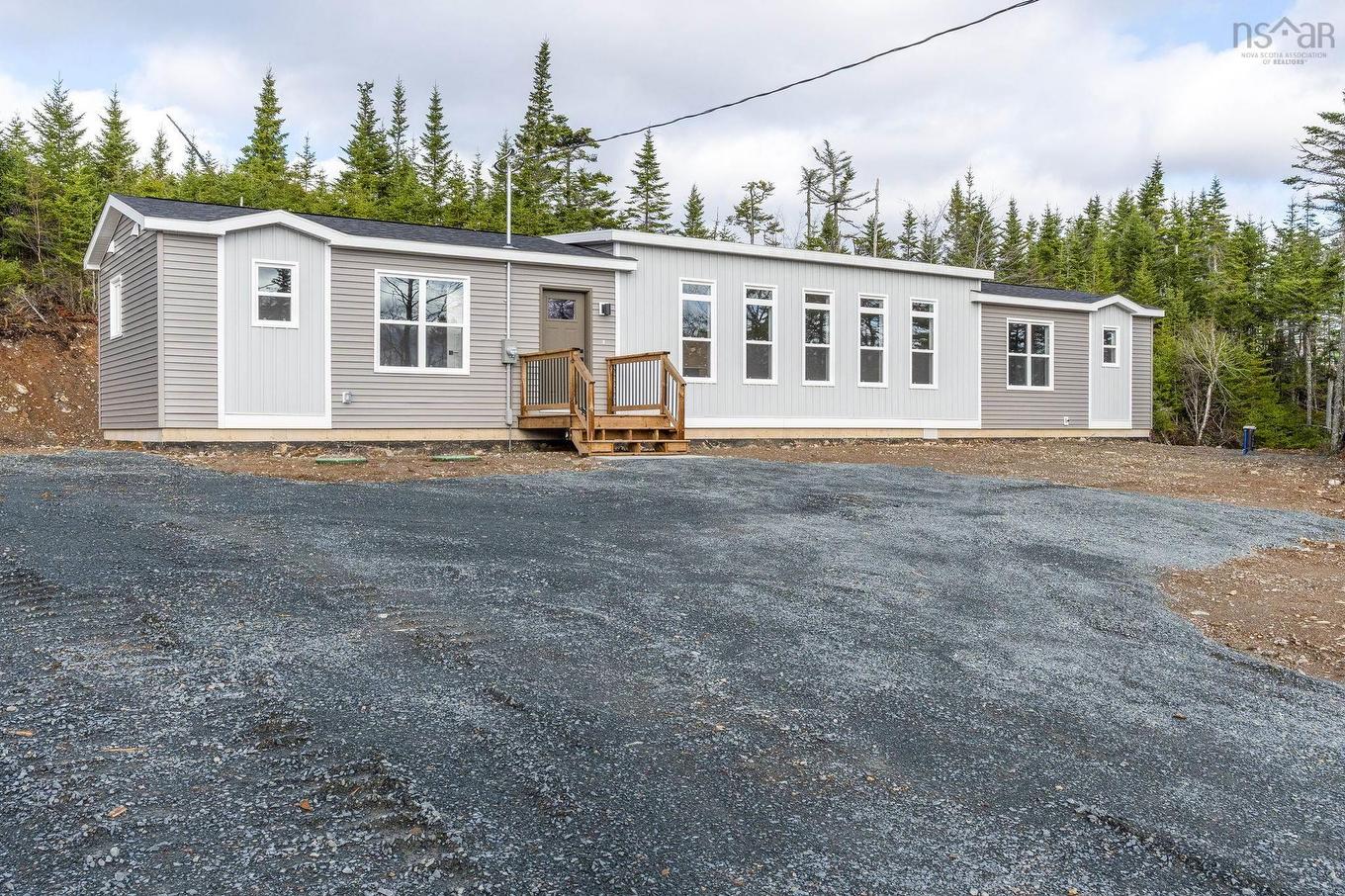 14 Seacrest Way, West Jeddore, NS