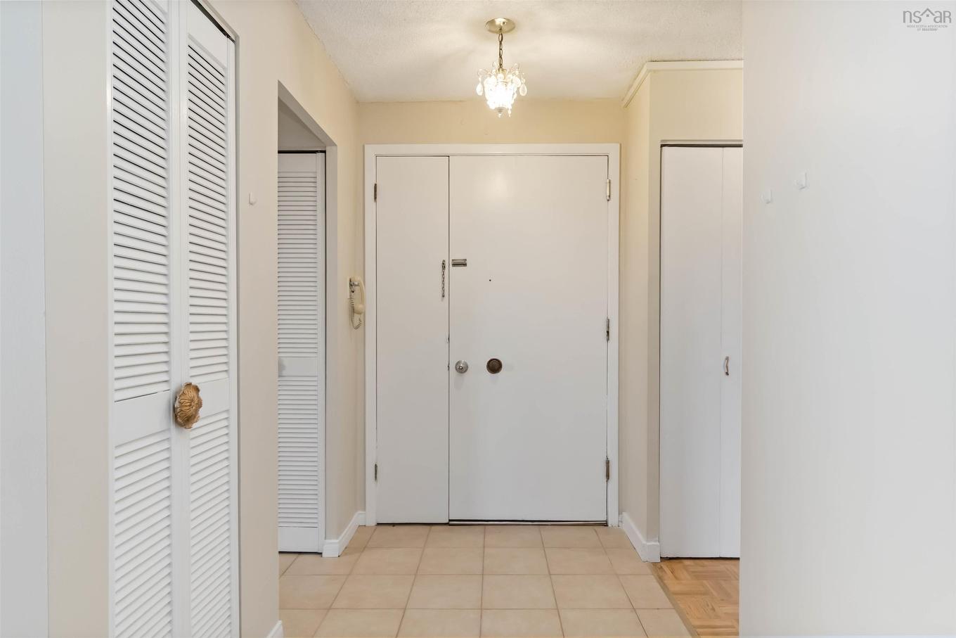 1601 5959 Spring Garden Road, Halifax, NS