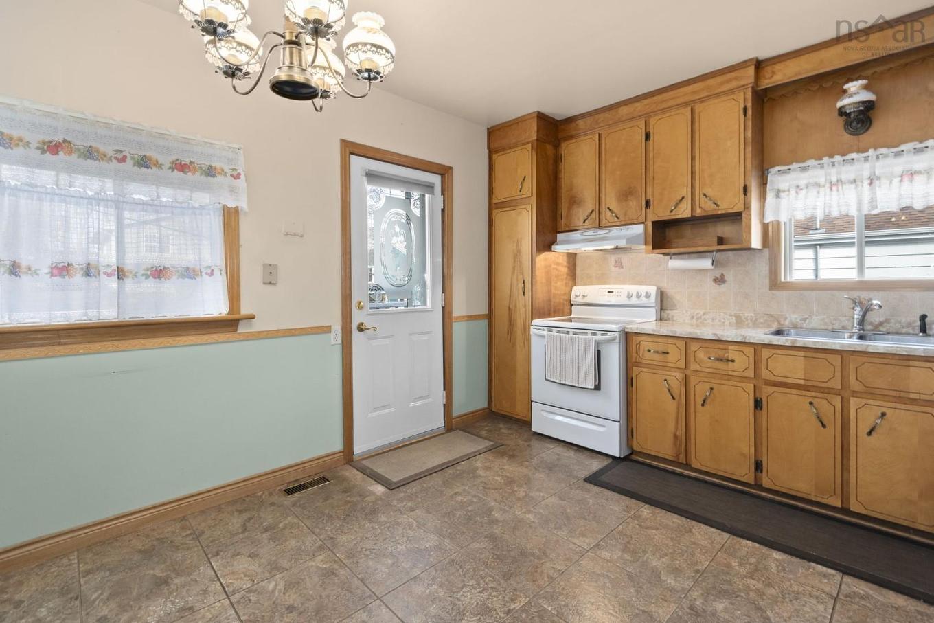 50 Forest Hill Drive, Halifax, NS