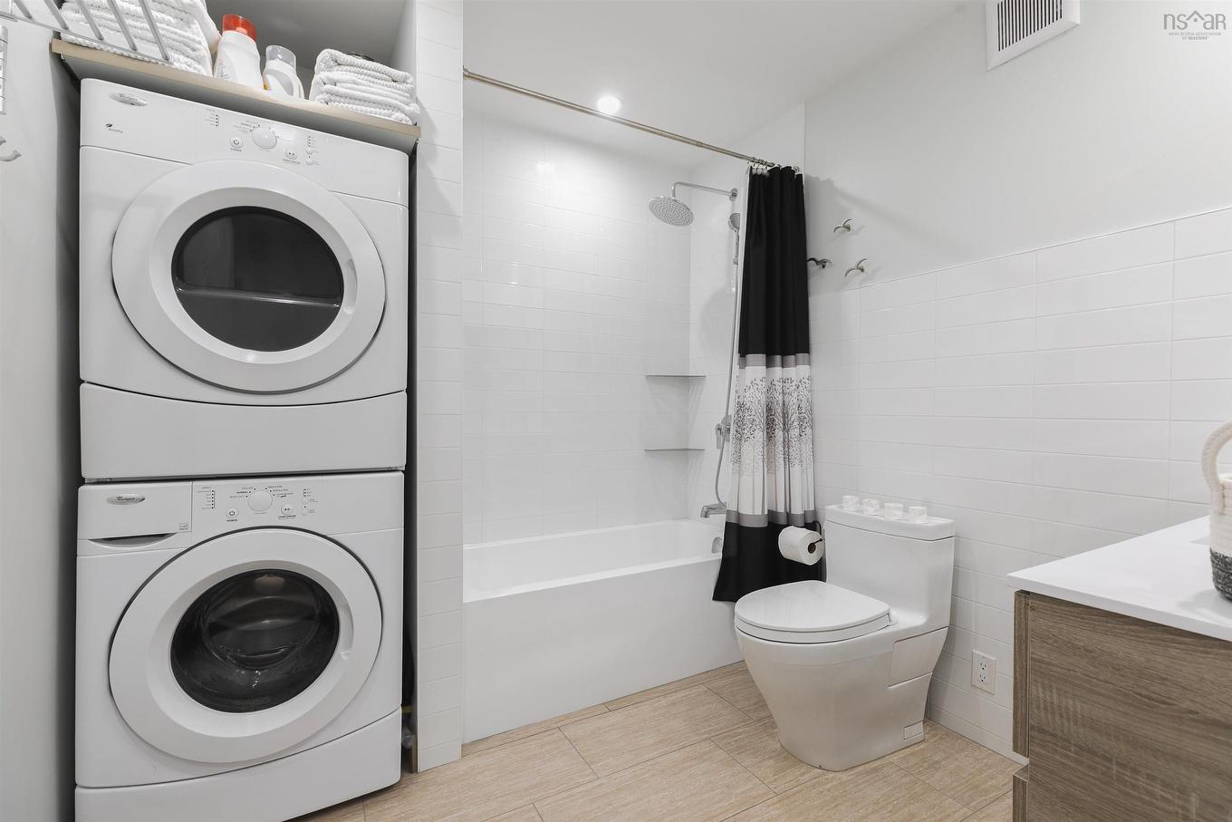 202 80 Spinnaker Drive, Halifax, NS