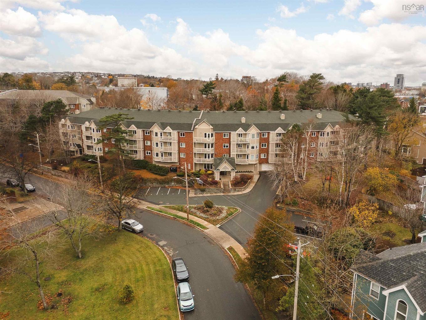 202 80 Spinnaker Drive, Halifax, NS