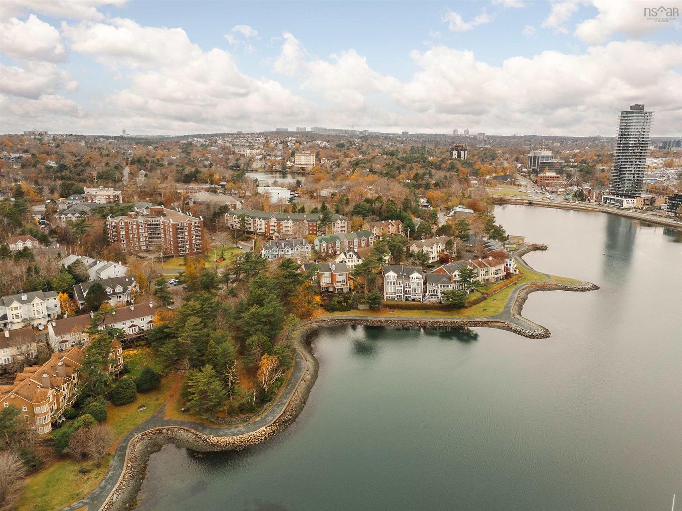 202 80 Spinnaker Drive, Halifax, NS