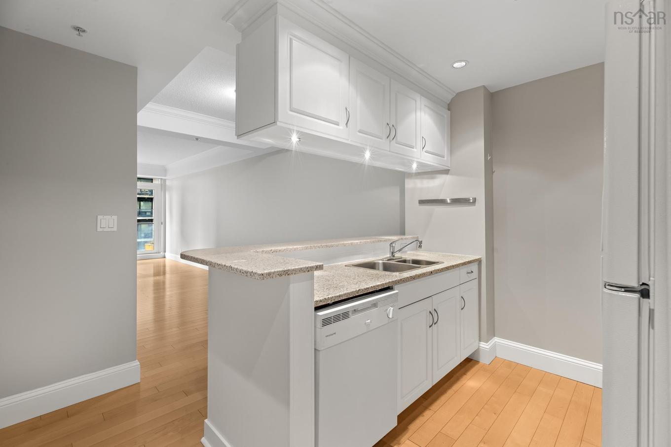 813 1550 Dresden Row, Halifax, NS