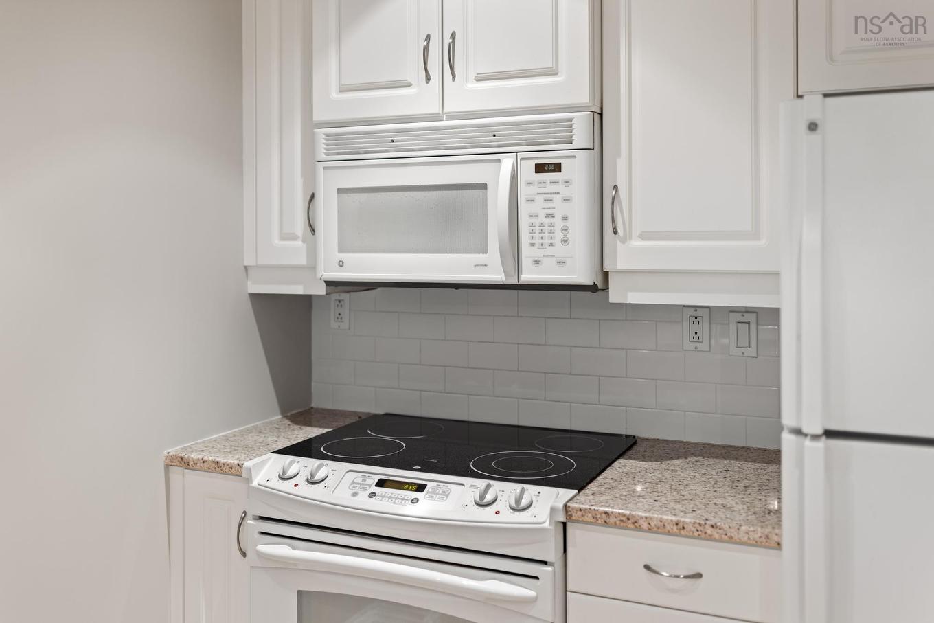 813 1550 Dresden Row, Halifax, NS