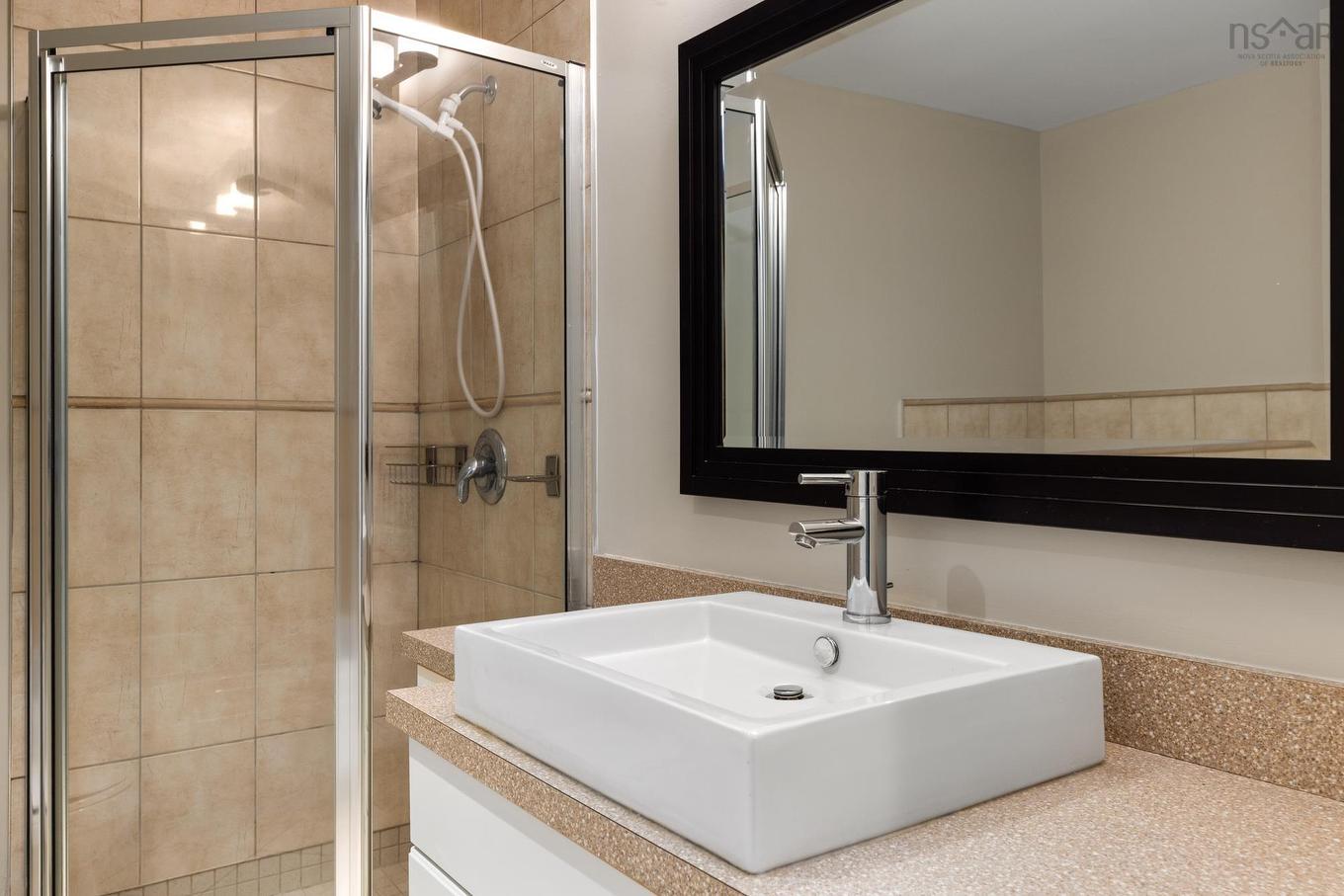 813 1550 Dresden Row, Halifax, NS