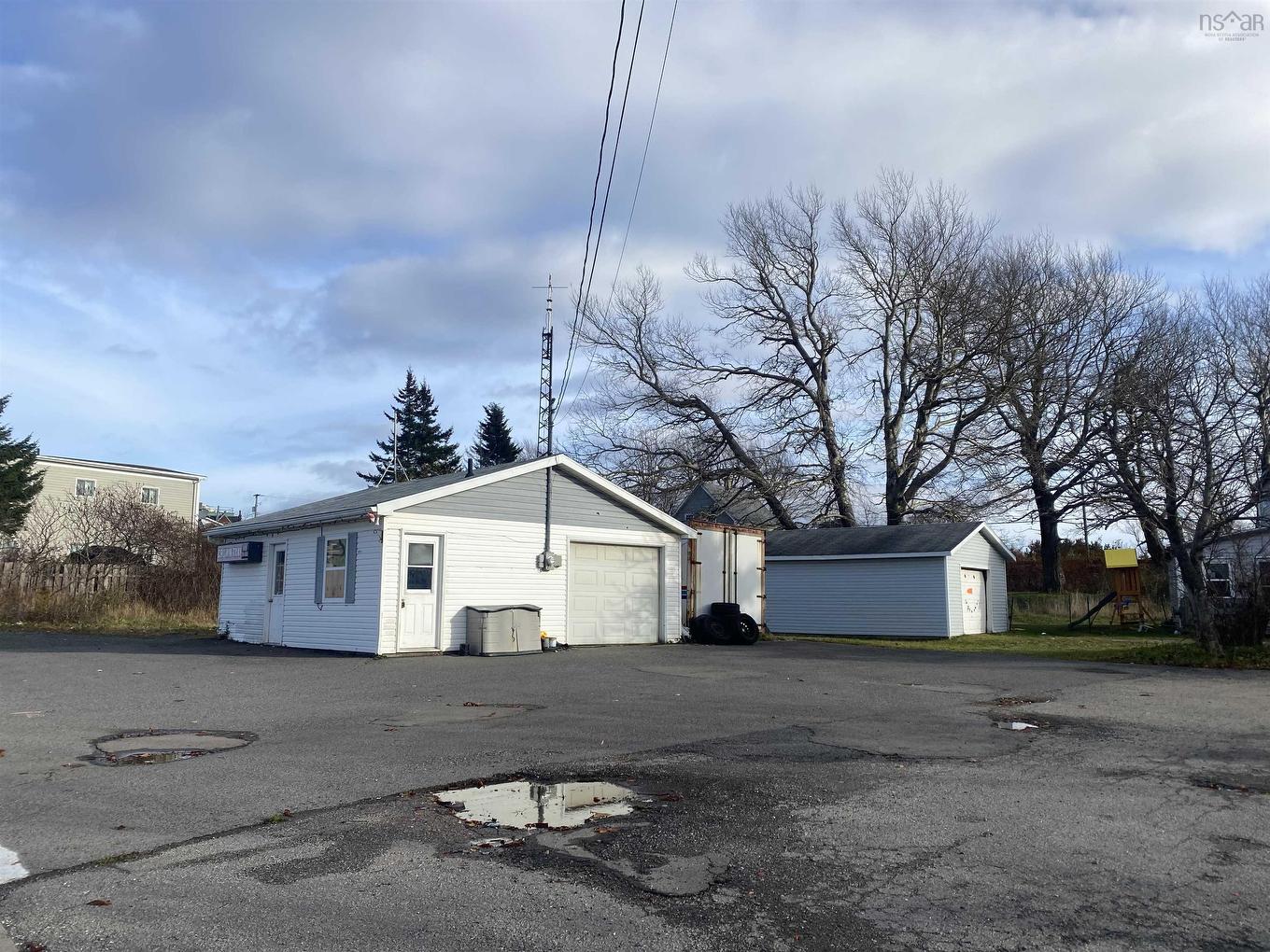 861 Main Street, Sydney Mines, NS