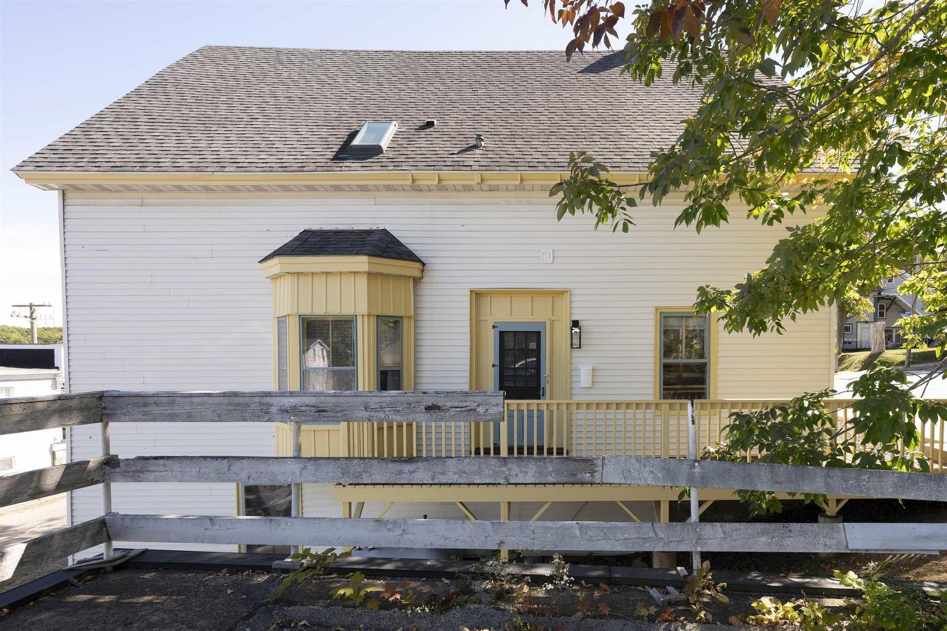 92-94 Pleasant Streets, Bridgewater, NS