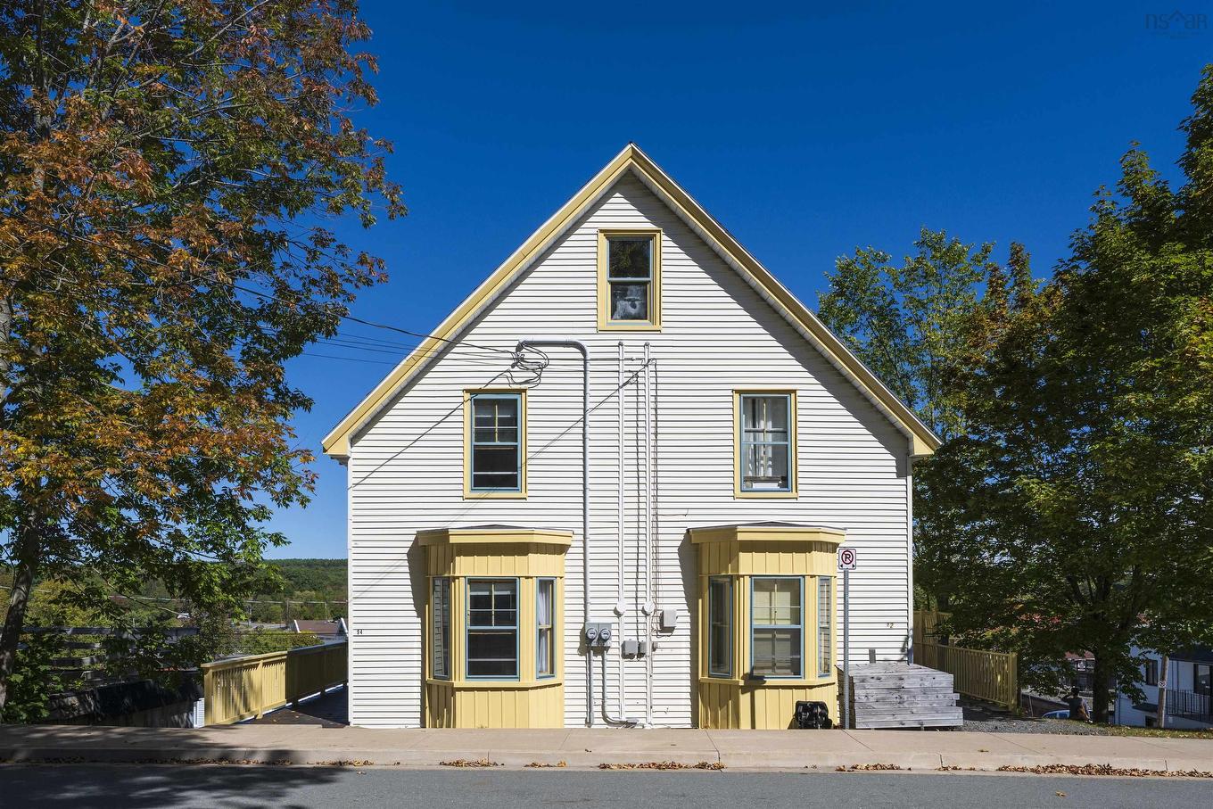 92-94 Pleasant Streets, Bridgewater, NS