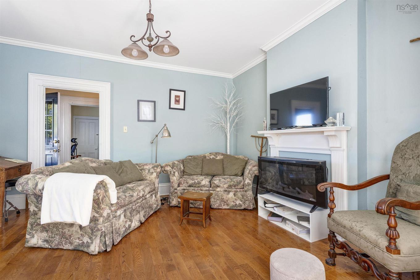 92-94 Pleasant Streets, Bridgewater, NS