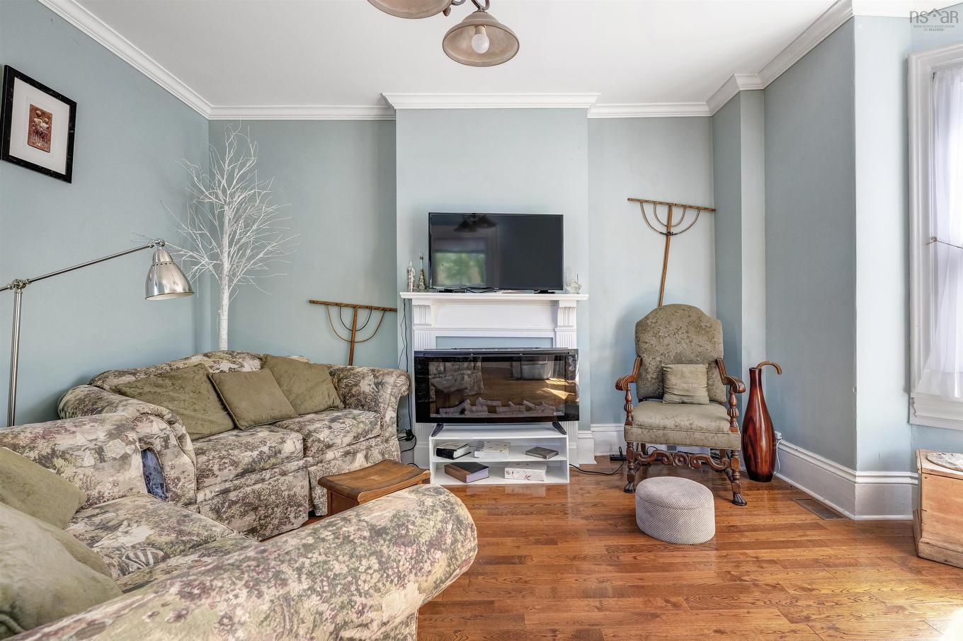 92-94 Pleasant Streets, Bridgewater, NS