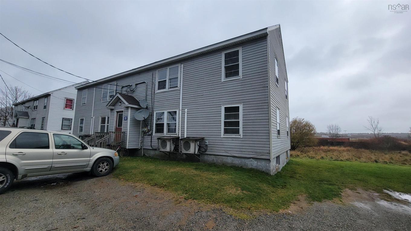 91 Pleasant Street, Yarmouth, NS