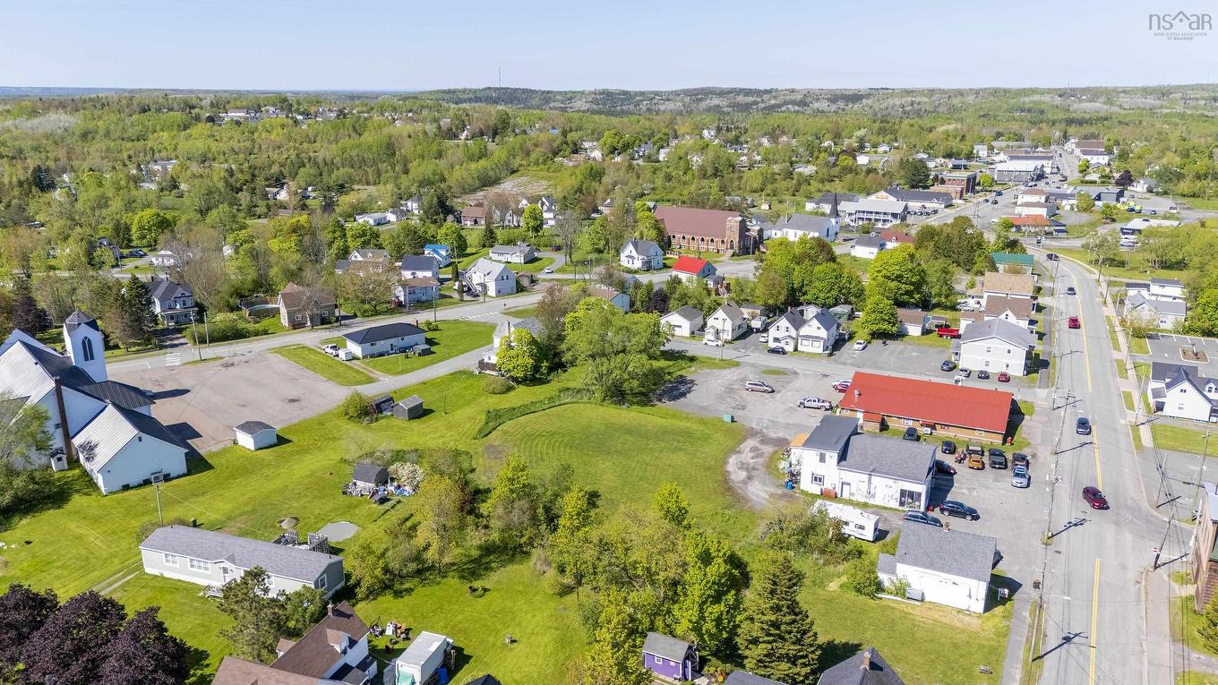 2070 Court Street, Westville, NS