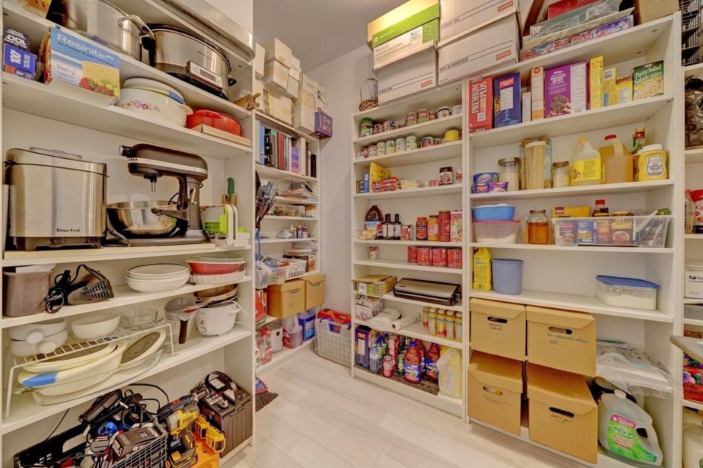 Rangement - 403-465 Av. De La Belle-Dame, La Prairie, QC - Indoor