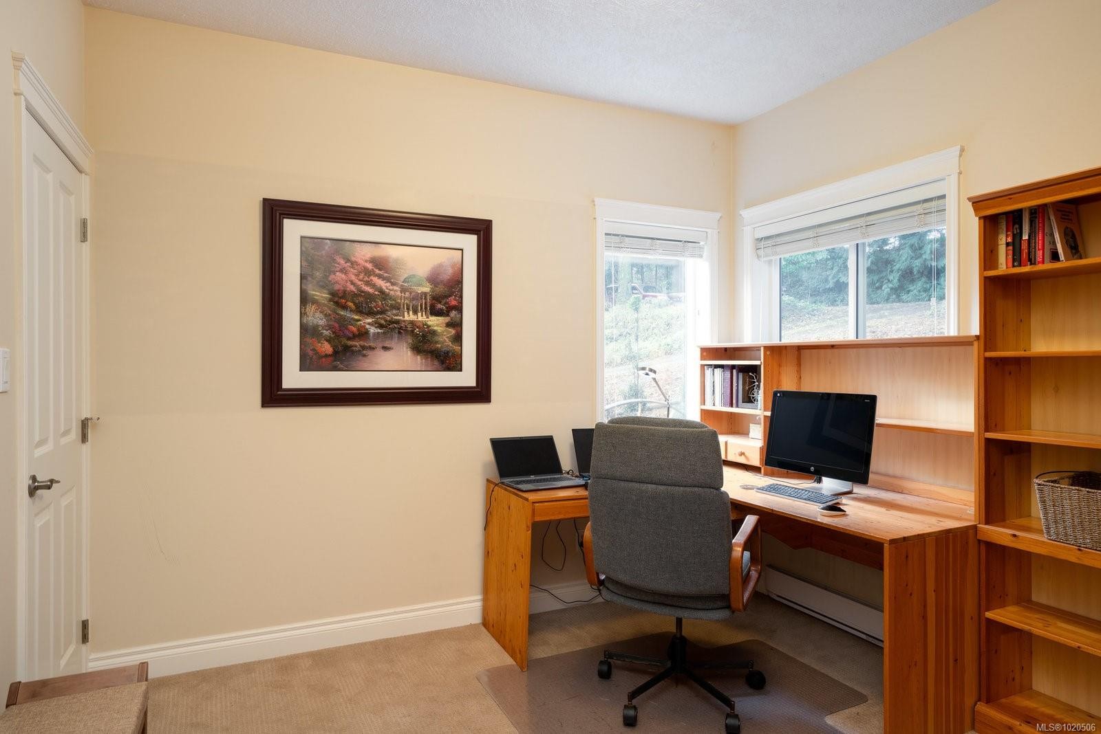 5173 Lochside Dr, Saanich, BC