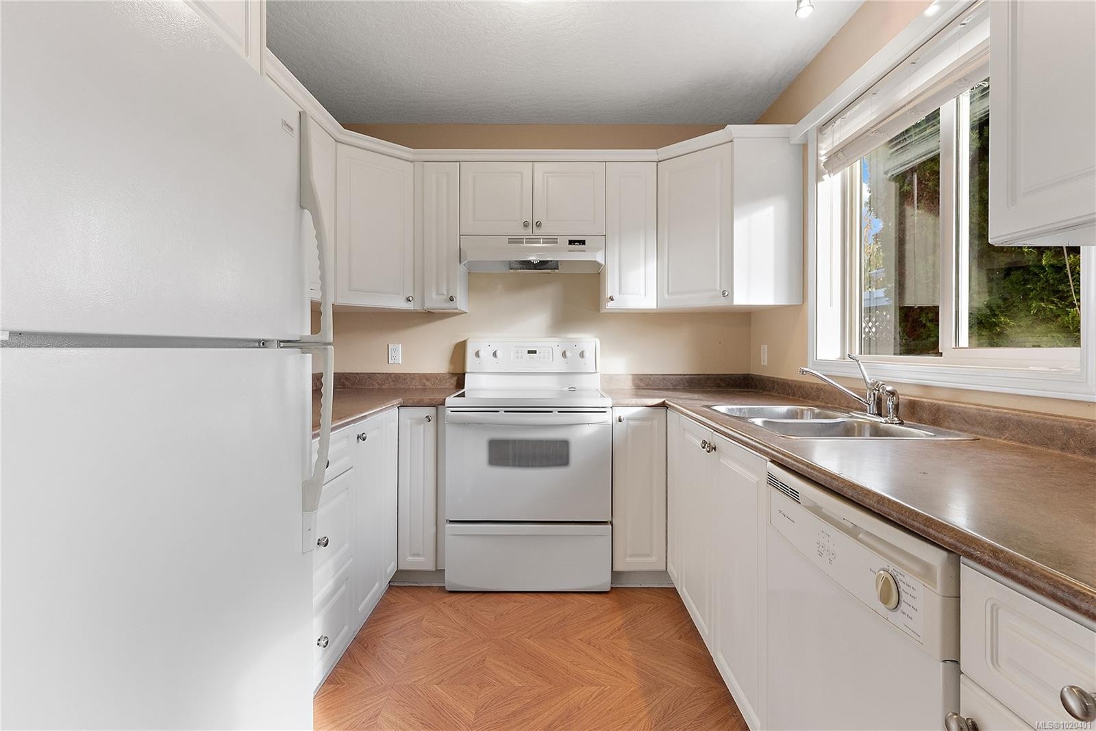 68-7570 Tetayut Rd, Central Saanich, BC