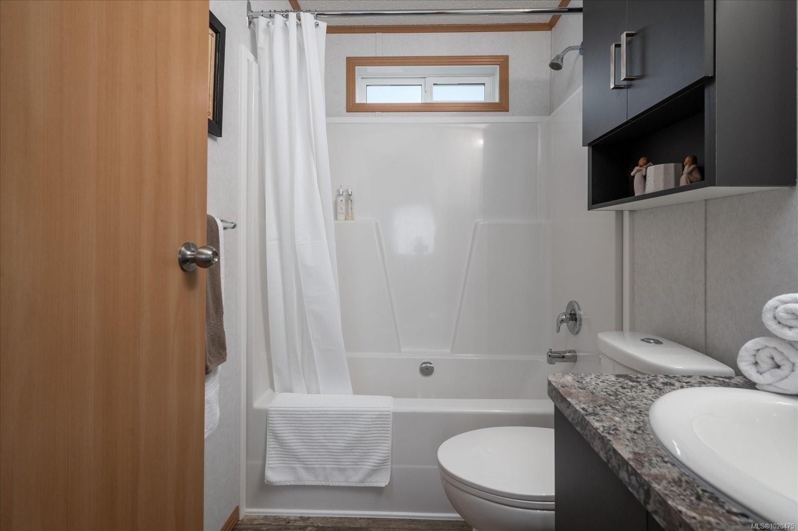 11-6820 Parklands Pl, Lantzville, BC