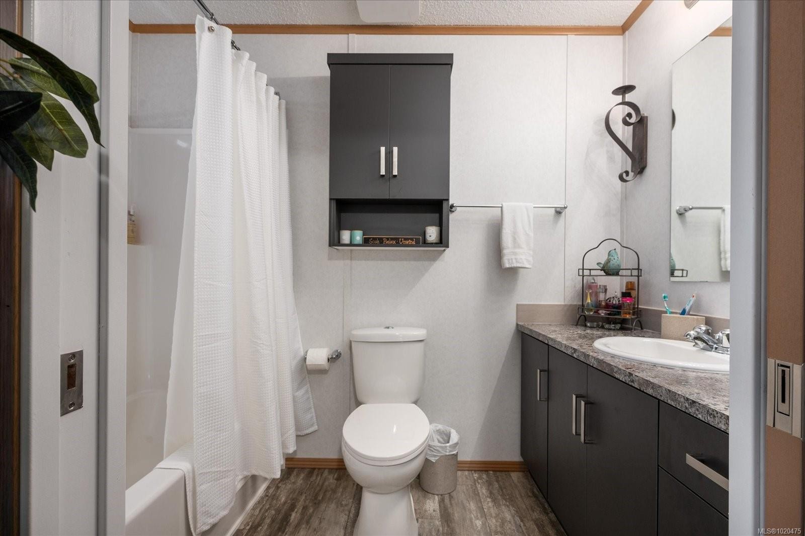 11-6820 Parklands Pl, Lantzville, BC