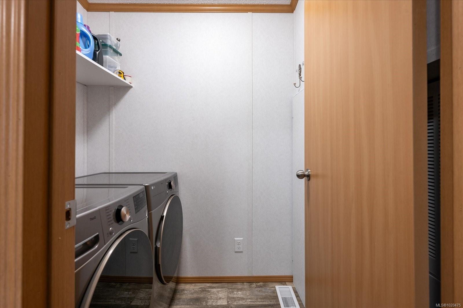 11-6820 Parklands Pl, Lantzville, BC