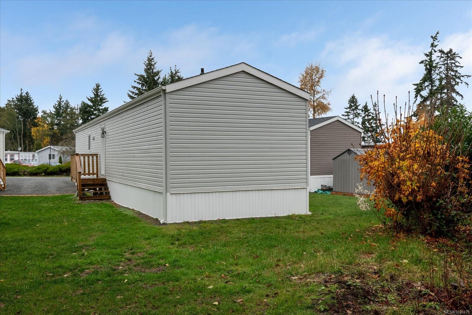 11-6820 Parklands Pl, Lantzville, BC