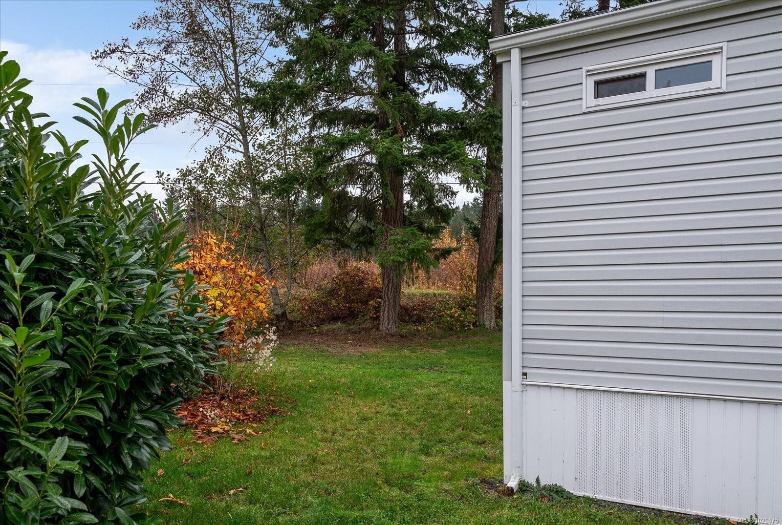 11-6820 Parklands Pl, Lantzville, BC