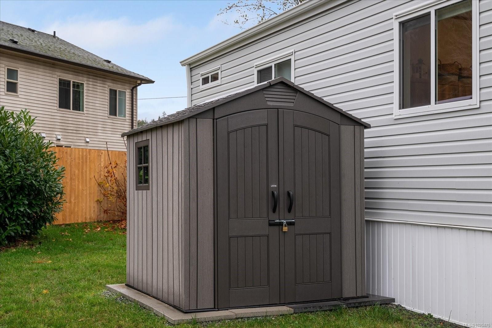 11-6820 Parklands Pl, Lantzville, BC