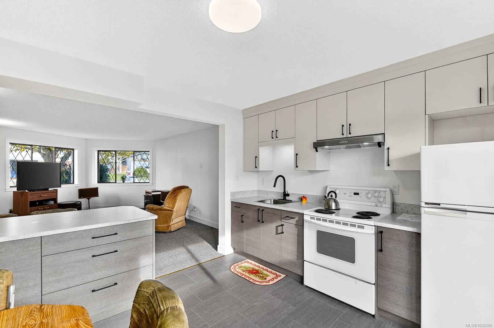 3782 Grieve Rd, Port Alberni, BC