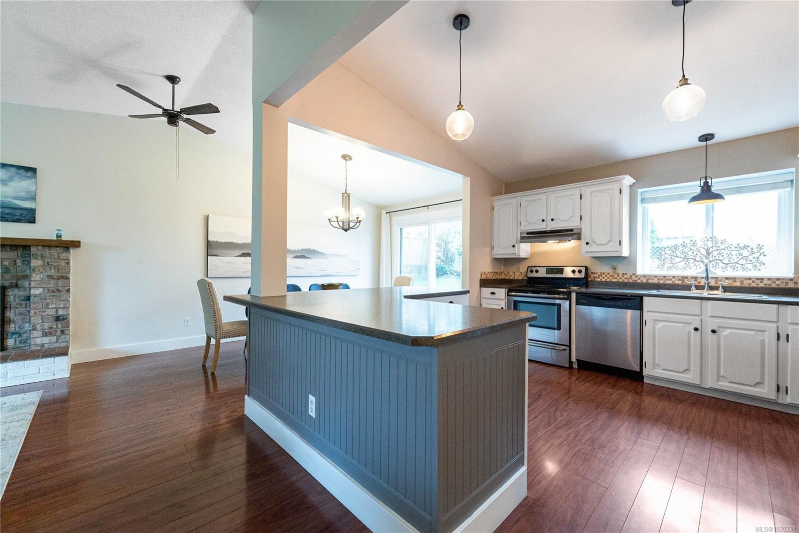 6255 Blueback Rd, Nanaimo, BC