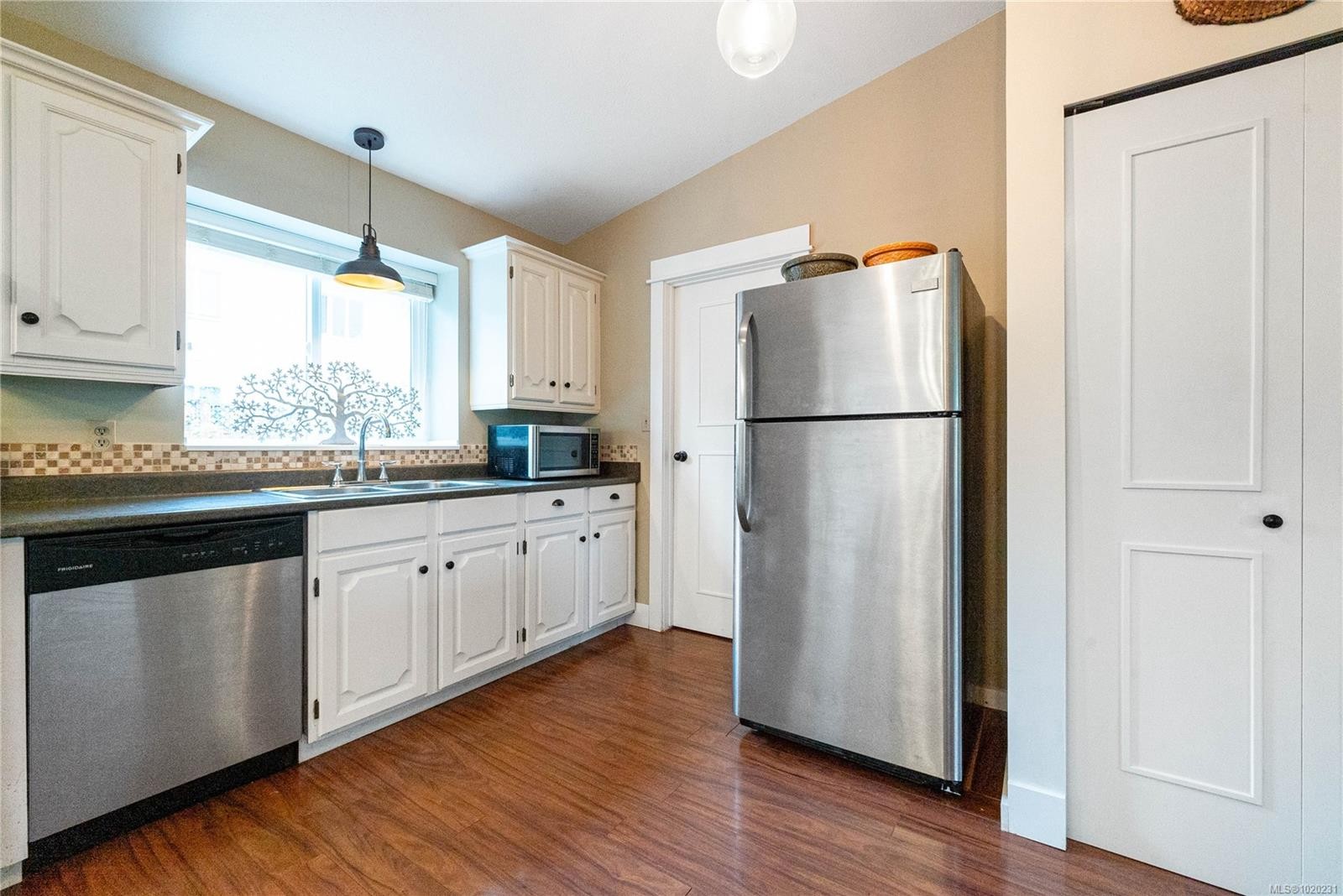 6255 Blueback Rd, Nanaimo, BC