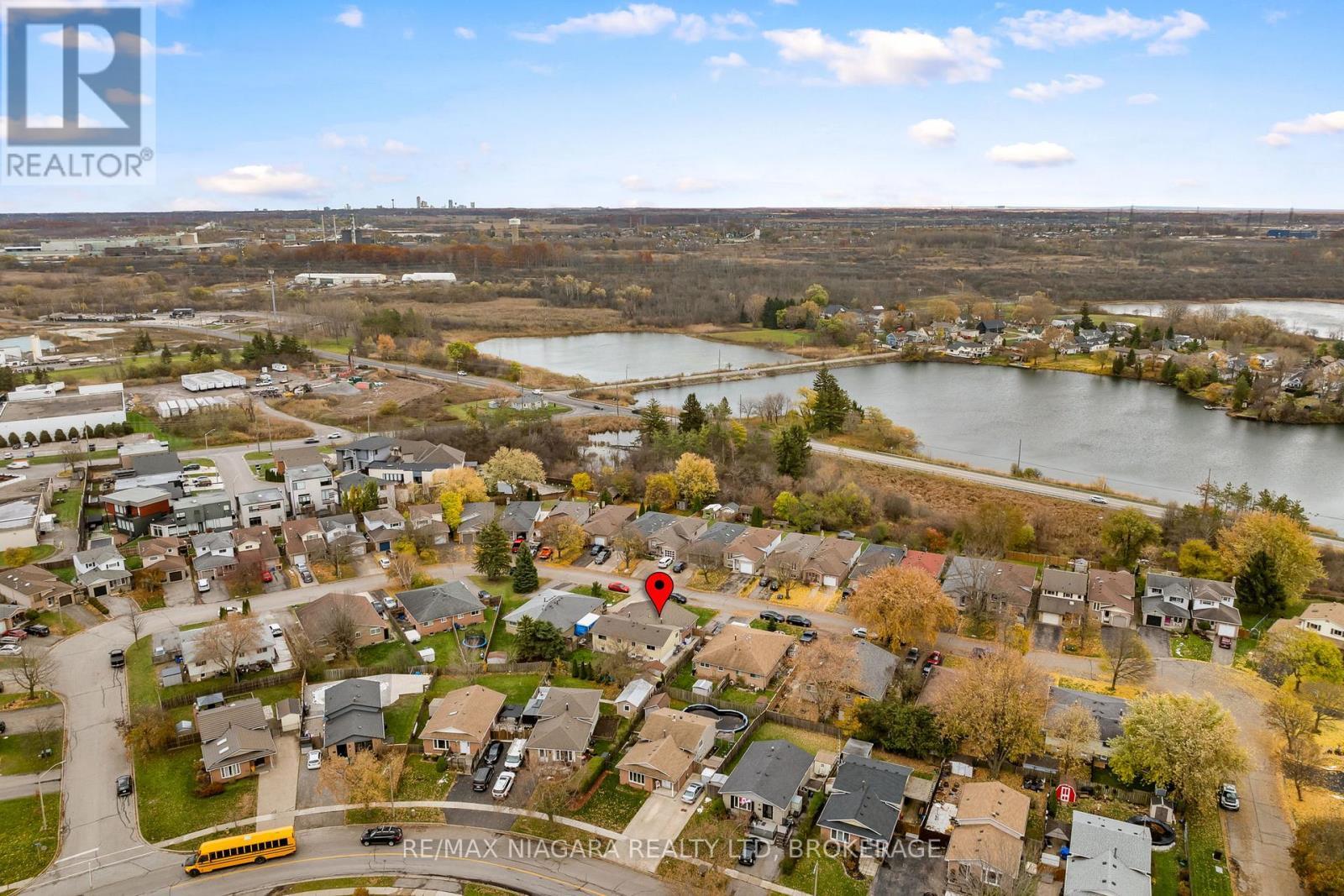 19 Lampman Crescent, Thorold (Confederation Heights), ON - Outdoor With Body Of Water With View