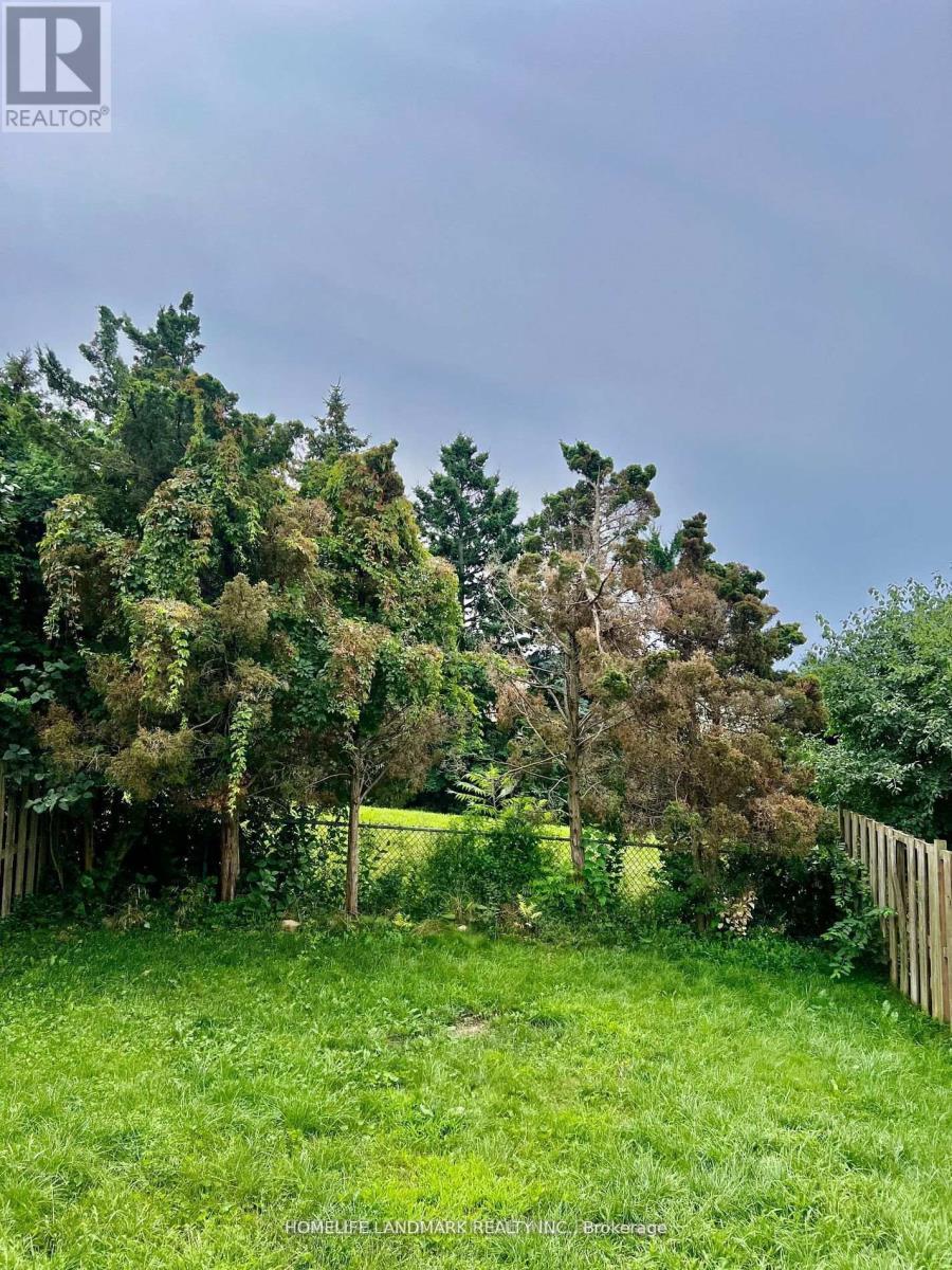 59 Kirby Crescent S, Whitby, ON - Outdoor