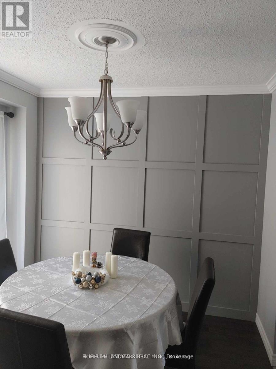 59 Kirby Crescent S, Whitby, ON - Indoor Photo Showing Dining Room