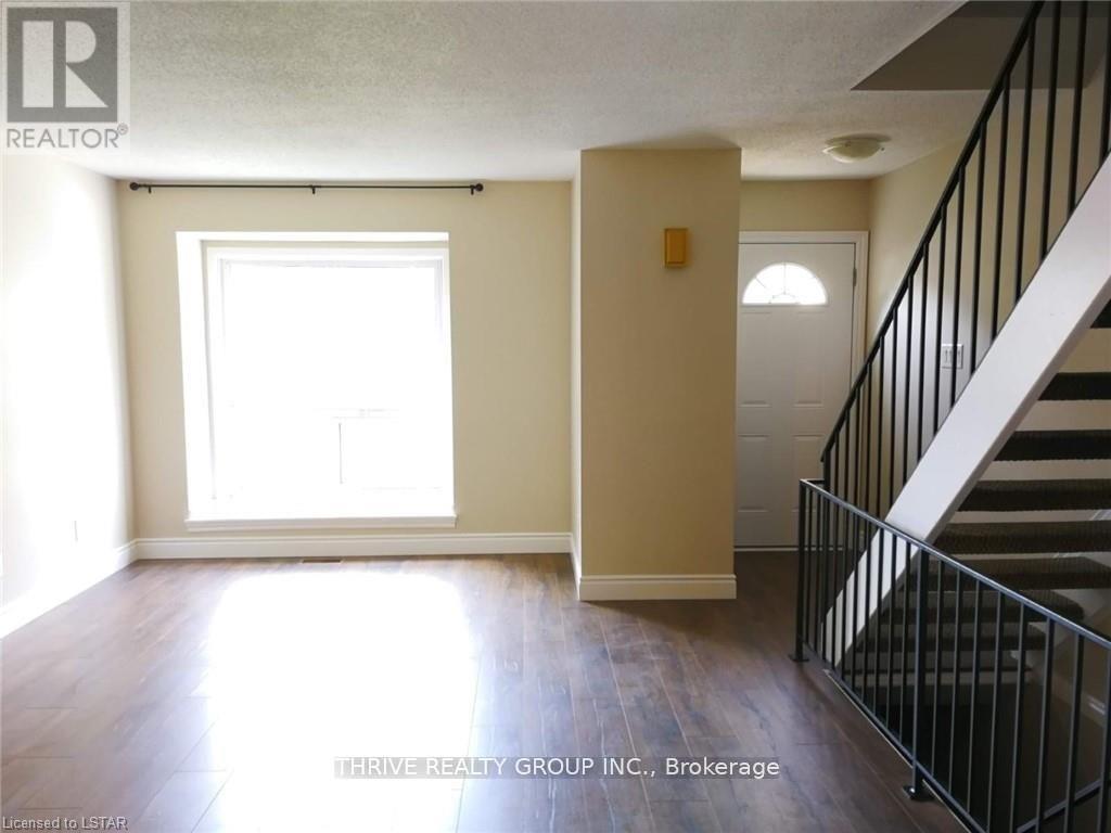 86 - 70 Fiddlers Green Road, London North (North P), ON - Indoor Photo Showing Other Room