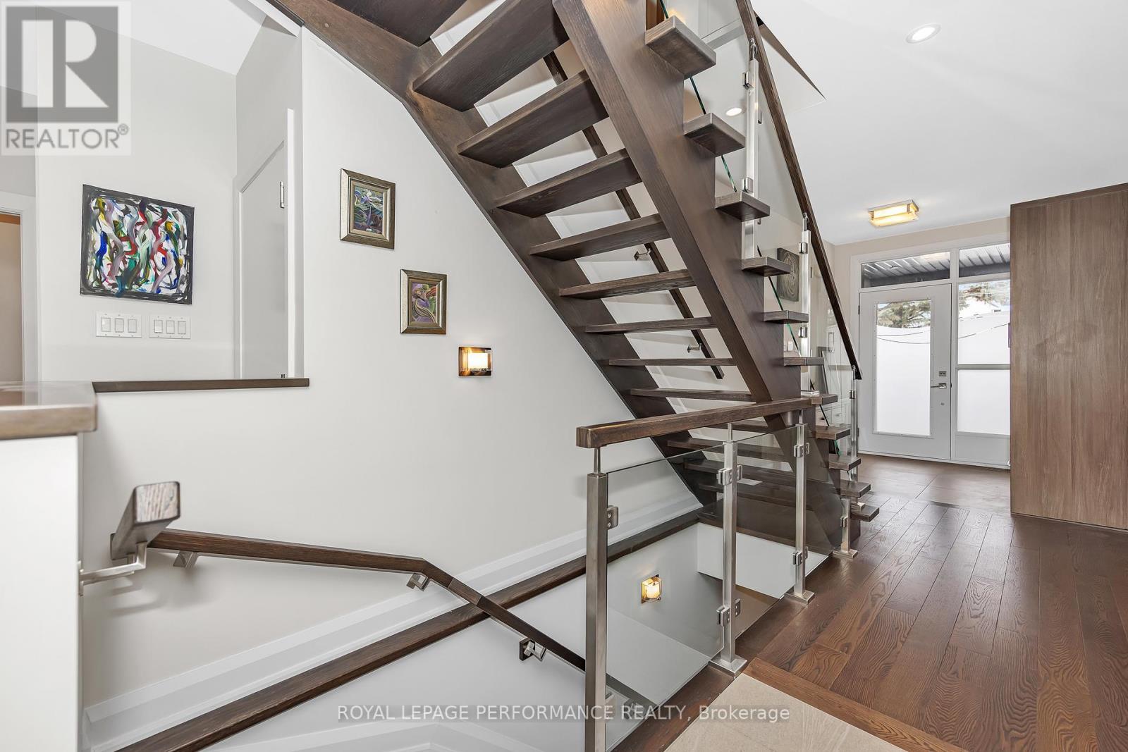 383 Princeton Avenue, Ottawa, ON - Indoor Photo Showing Other Room