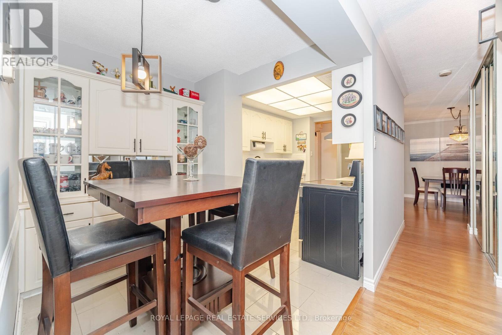708 - 3100 Kirwin Avenue, Mississauga, ON - Indoor Photo Showing Dining Room