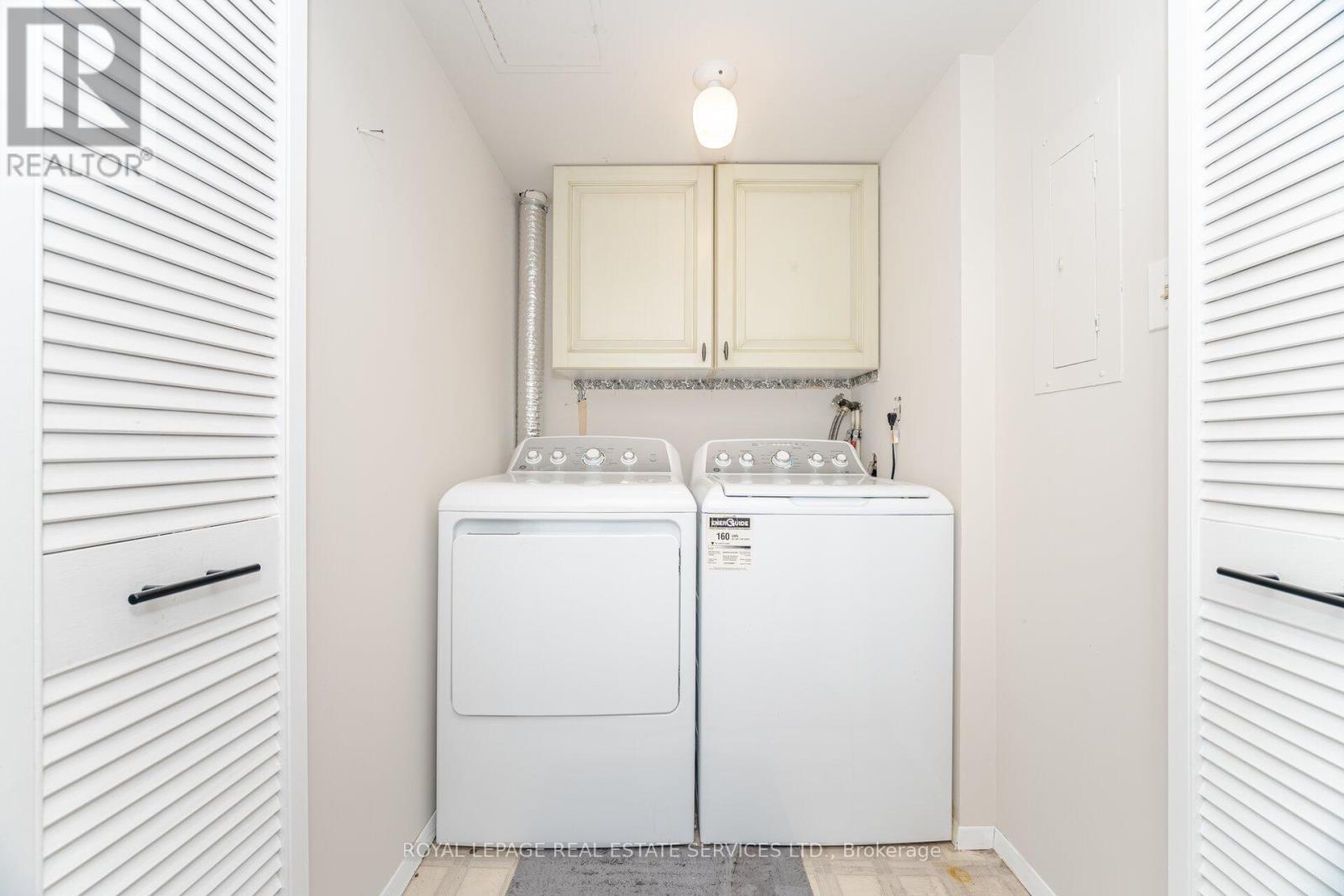 708 - 3100 Kirwin Avenue, Mississauga, ON - Indoor Photo Showing Laundry Room